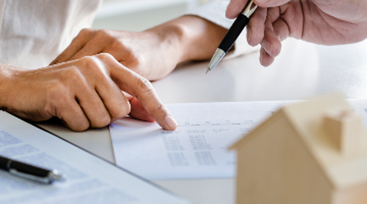 Je huurder uit huis zetten zonder gerechtelijke uitspraak: opgepast met de risico&rsquo;s