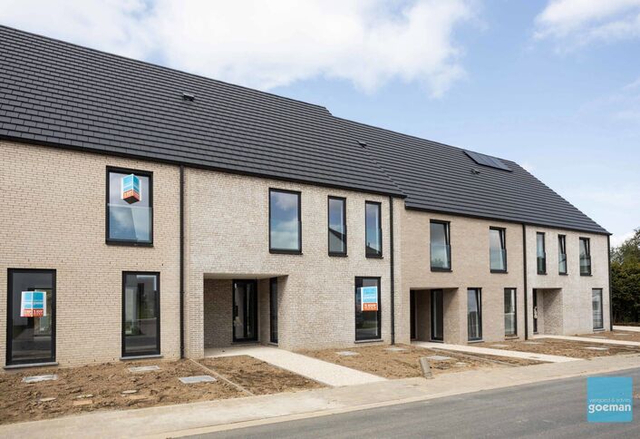 Nieuwbouwwoningen Spoorstraat Lede à Lede
