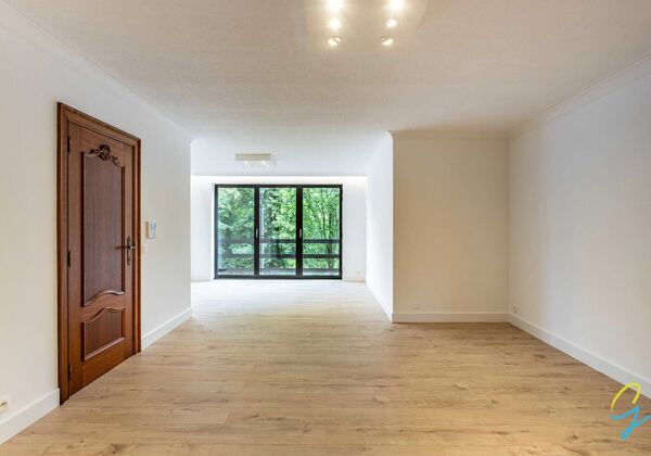 Appartement te koop in Zele