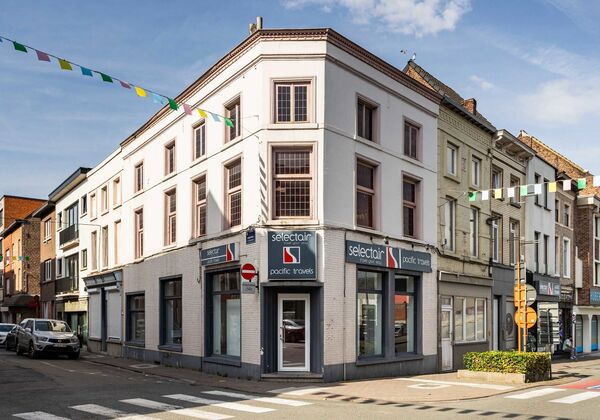 Gebouw voor gemengd gebruik te koop in 