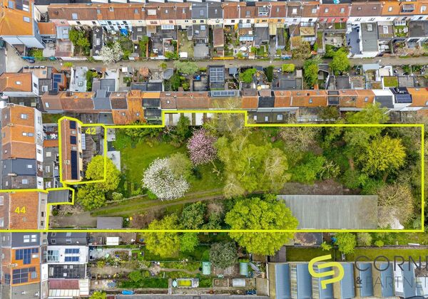 Gebouw voor gemengd gebruik te koop in Gent