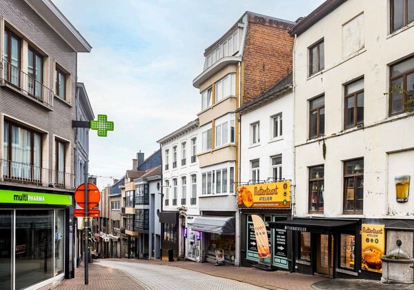 Gebouw voor gemengd gebruik te koop in Geraardsbergen