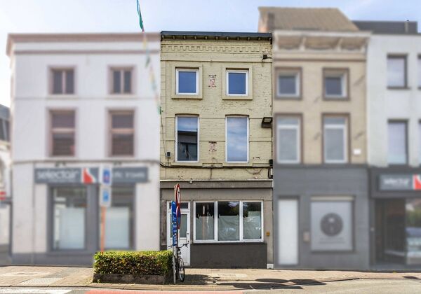 Gebouw voor gemengd gebruik te koop in Geraardsbergen