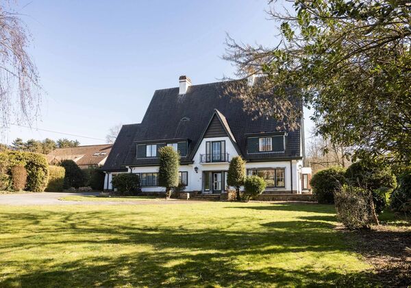 Gebouw voor gemengd gebruik te koop in Geraardsbergen