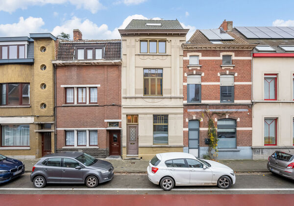 Huis te koop in Sint-Amandsberg