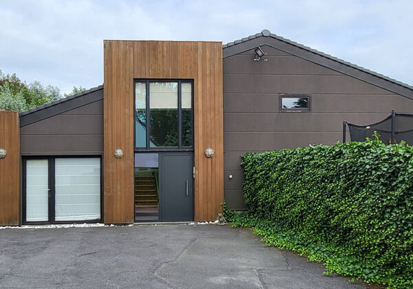 Immeuble de bureaux &agrave; louer &agrave; Gent Ledeberg