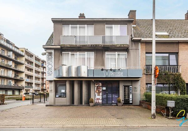 Immeuble mixte &agrave; vendre &agrave; Dendermonde