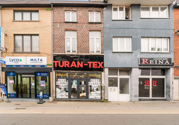 Immeuble mixte &agrave; vendre &agrave; Gent