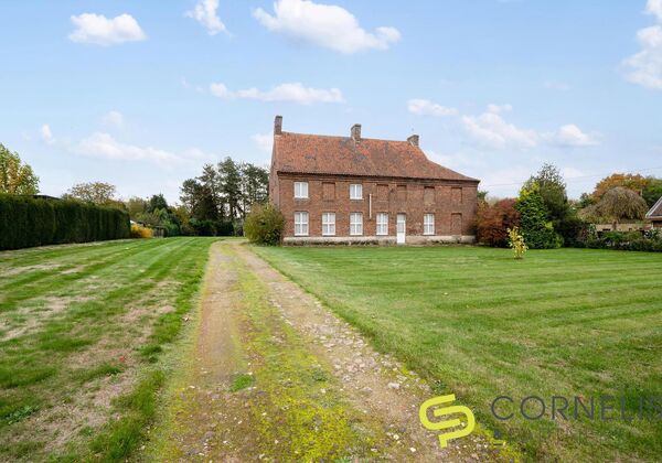 Immeuble mixte &agrave; vendre &agrave; Merelbeke