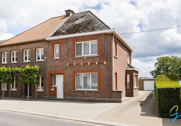 Maison &agrave; vendre &agrave; Lede