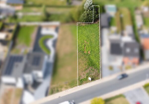 Terrain à bâtir à vendre à Lede