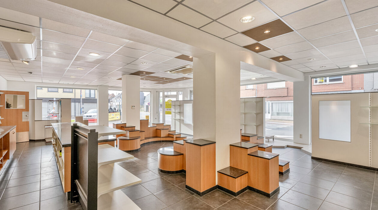 App.complex gemengd gebruik te koop in Merelbeke