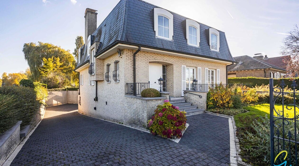 Buitengewoon huis te koop in Aalst