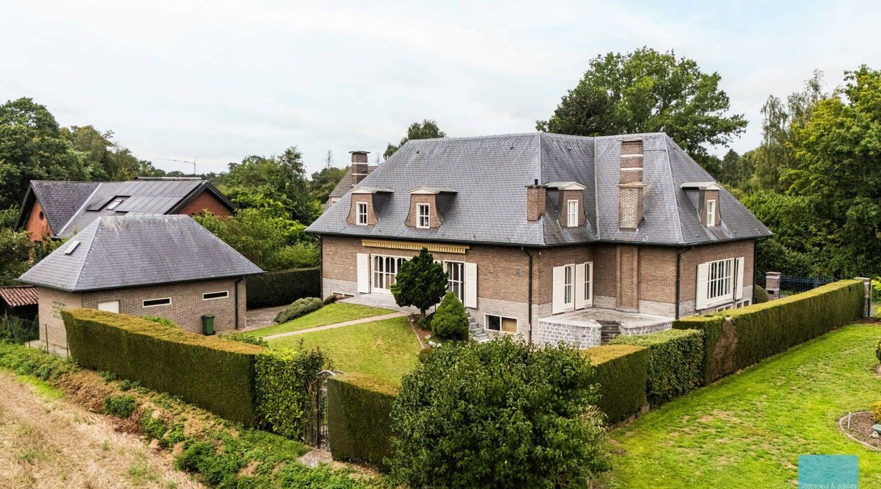 Buitengewoon huis te koop in Berlare