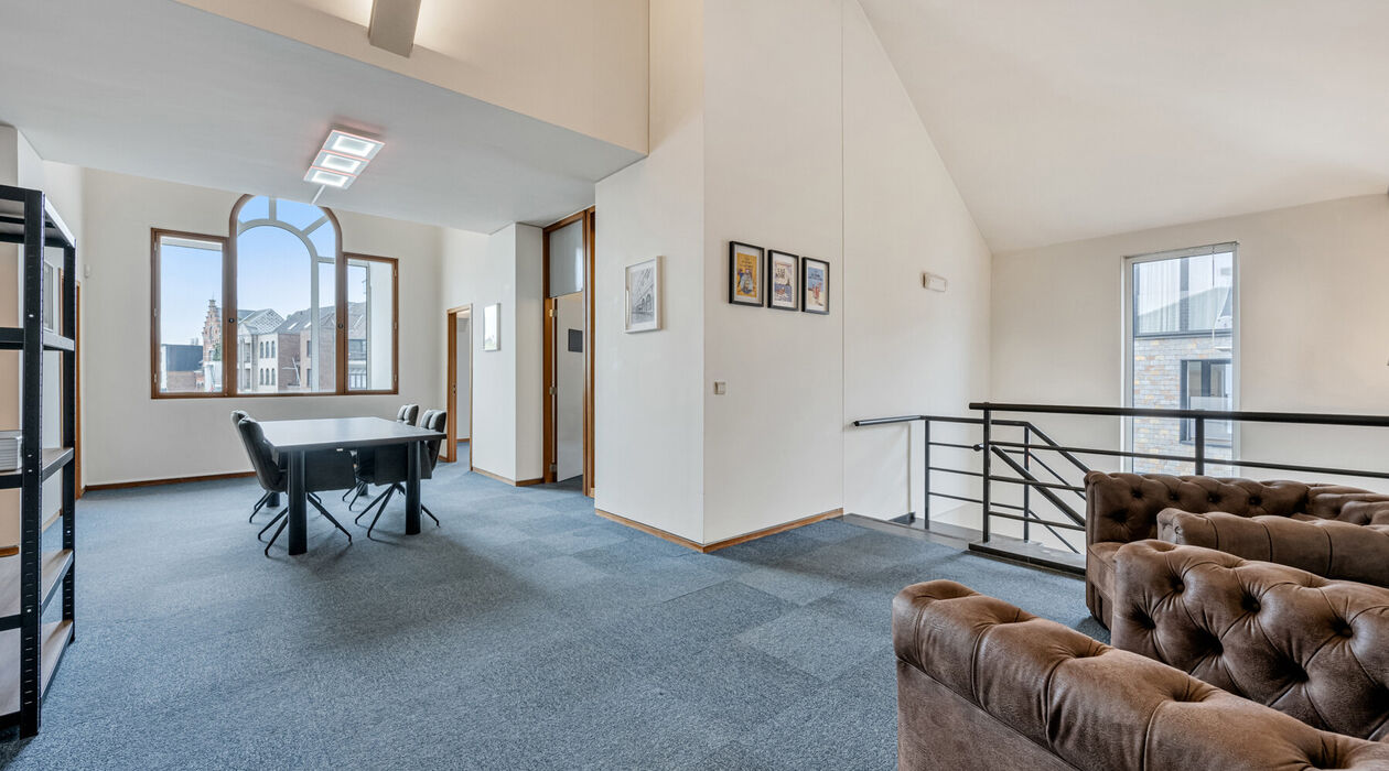 Gebouw voor gemengd gebruik te huur in Ternat