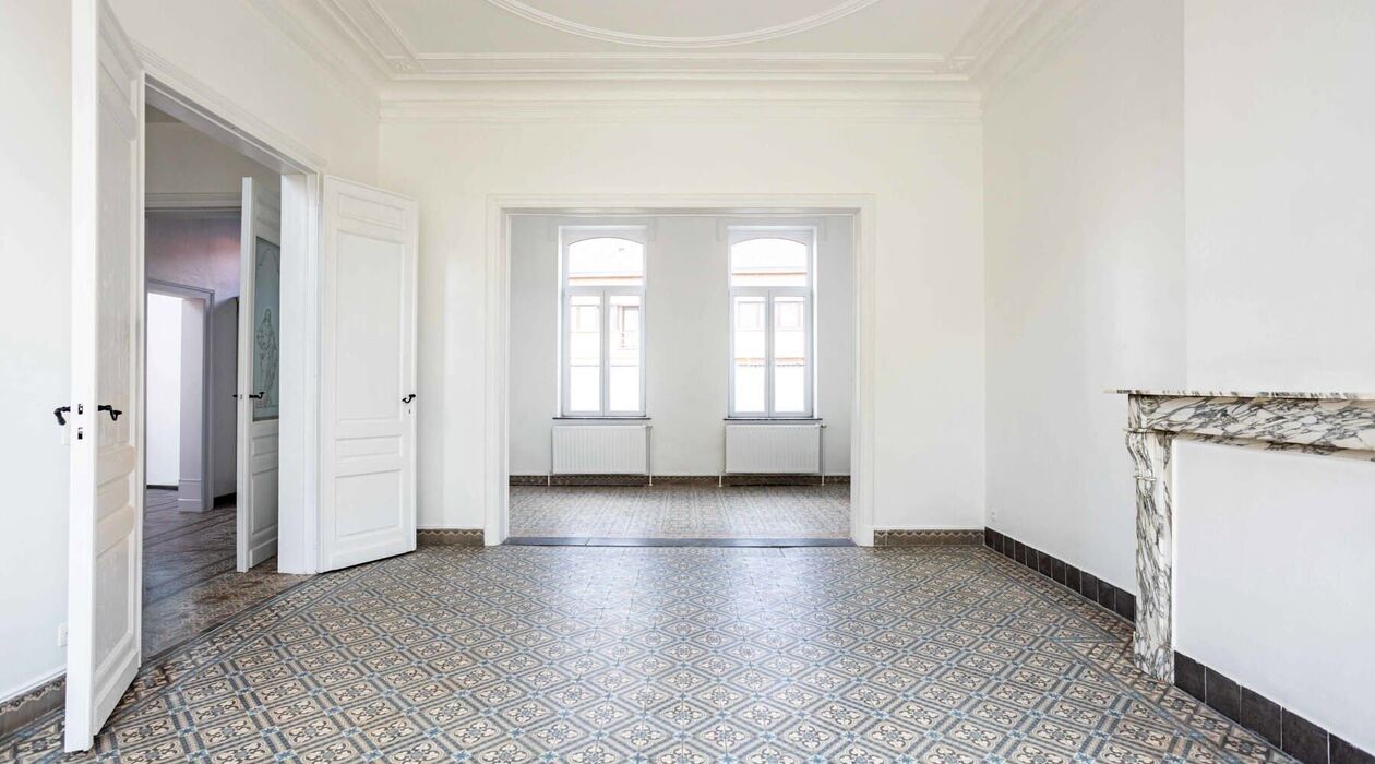 Gebouw voor gemengd gebruik te koop in Aalst