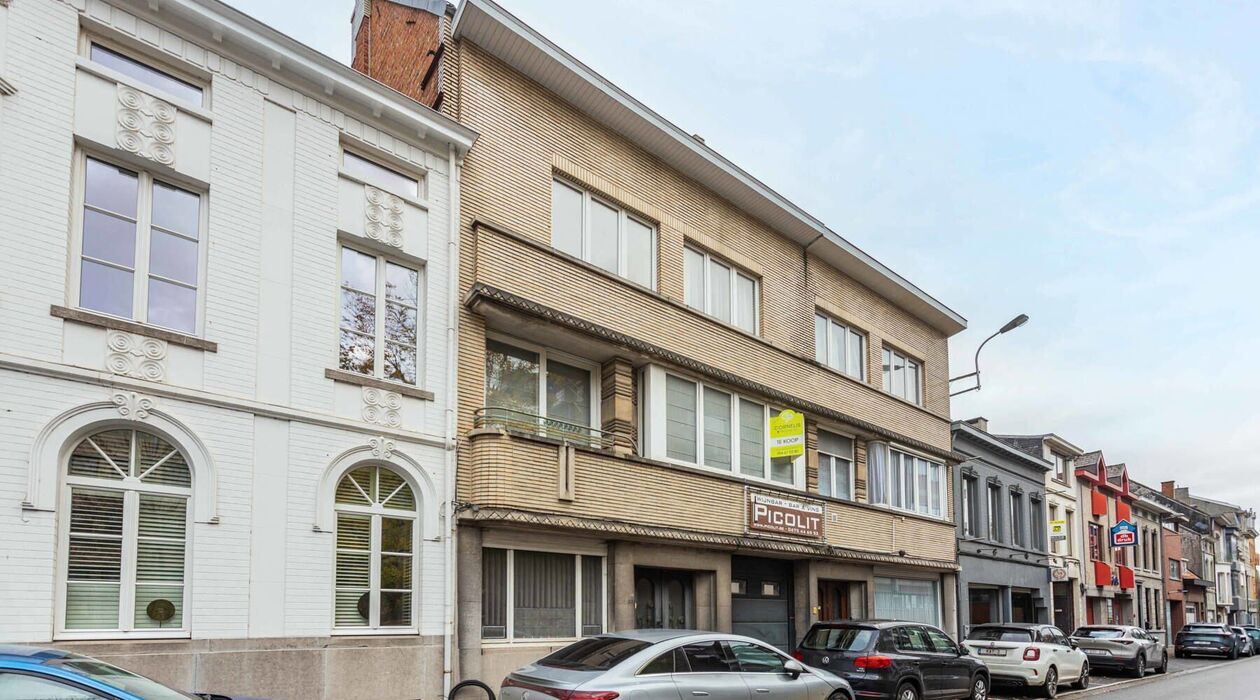 Gebouw voor gemengd gebruik te koop in Geraardsbergen