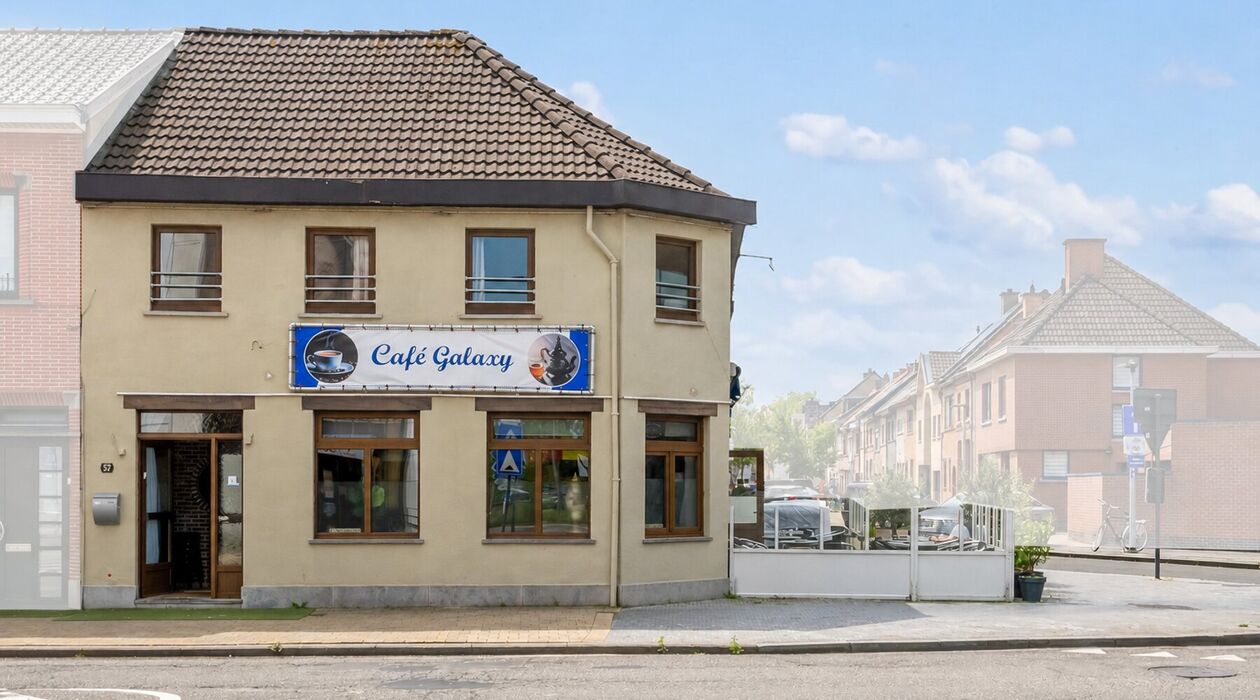 Gebouw voor gemengd gebruik te koop in Sint-Niklaas