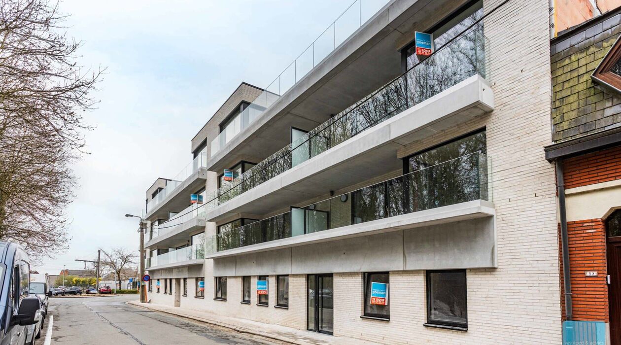 Gelijkvloerse verdieping te koop in Lede