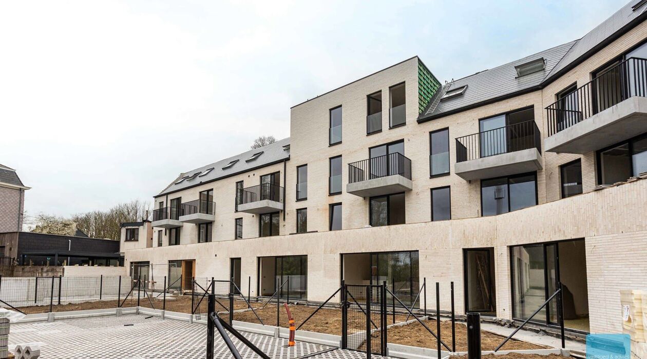 Gelijkvloerse verdieping te koop in Lede