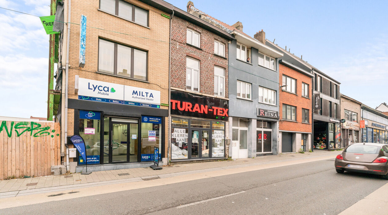 Immeuble mixte &agrave; vendre &agrave; Gent