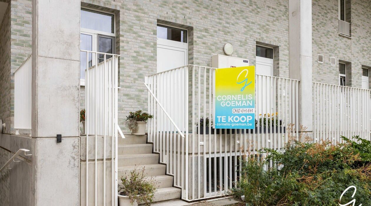 Une résidence haut de gamme près de Dok Noord, avec 2 terrasses
Vous trouverez toutes les informations sur notre site web
Cela vous intéresse ? Contactez Gwen Moerman : 0480 641 641