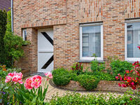 Op zoek naar een instapklare, alleenstaande woning op een rustige en aangename locatie? 
Deze charmante woning in Gentbrugge biedt alles wat u nodig heeft voor comfortabel en energiezuinig wonen.

Bij het betreden van de woning wordt u verwelkomd in een r