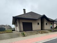 Maison &agrave; louer &agrave; Lede