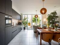Une r&eacute;sidence haut de gamme pr&egrave;s de Dok Noord, avec 2 terrasses
Vous trouverez toutes les informations sur notre site web
Cela vous int&eacute;resse ? Contactez Gwen Moerman : 0480 641 641