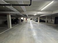 Parking int&eacute;rieur &agrave; vendre &agrave; Lede